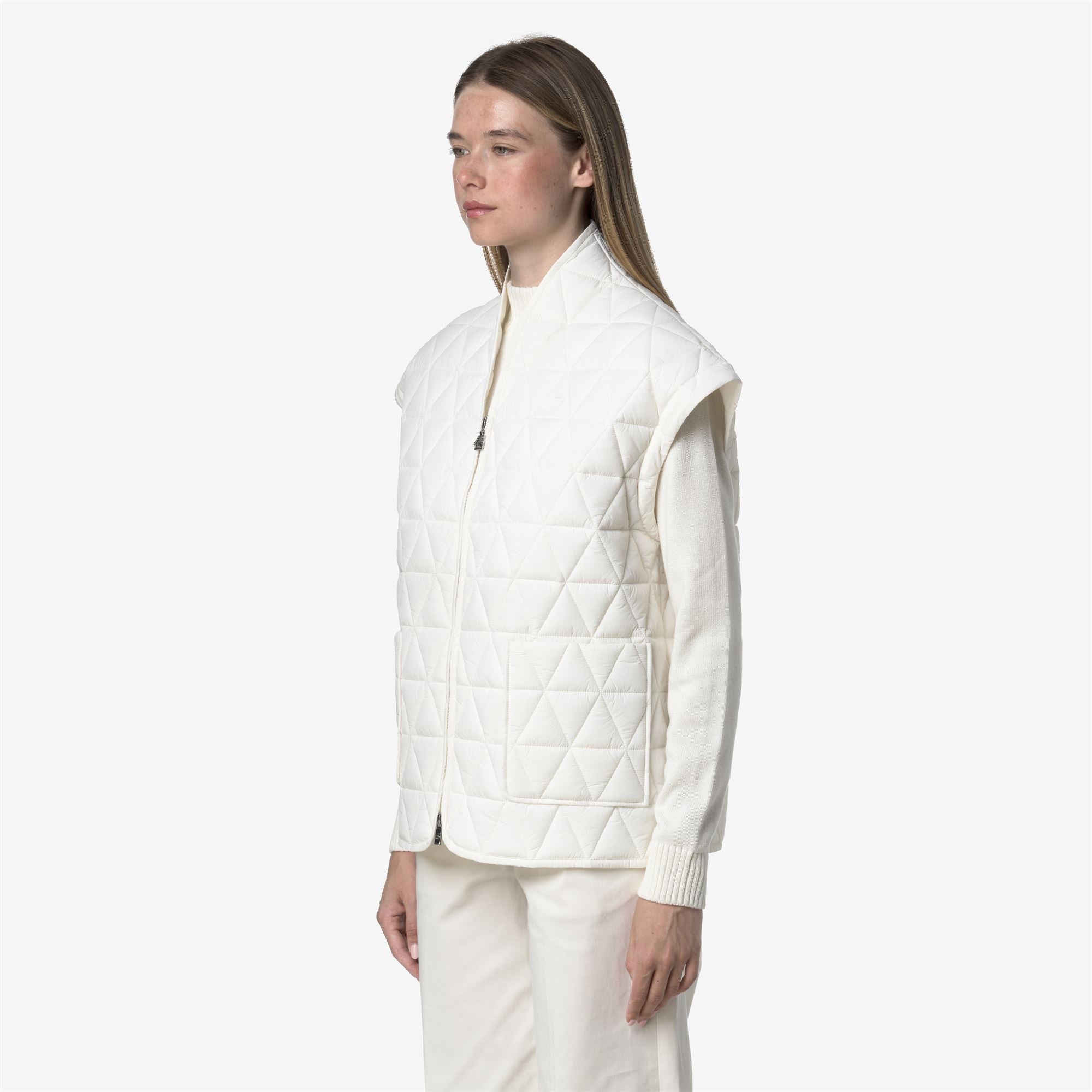 Jackets_WOMAN_SALOIRE DIAMOND QUILTED WARM AF_Short_White Gardenia - Commercial 5