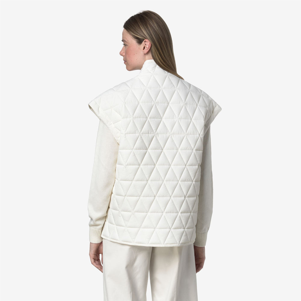 Jackets_WOMAN_SALOIRE DIAMOND QUILTED WARM AF_Short_White Gardenia - Commercial 6