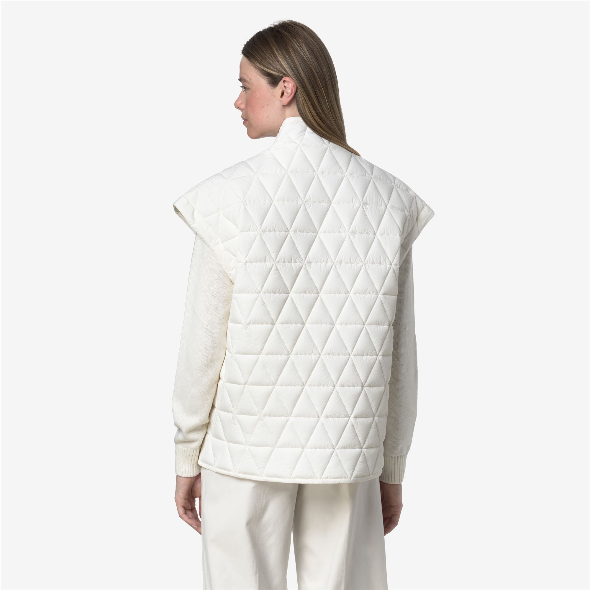 Jackets_WOMAN_SALOIRE DIAMOND QUILTED WARM AF_Short_White Gardenia - Commercial 6