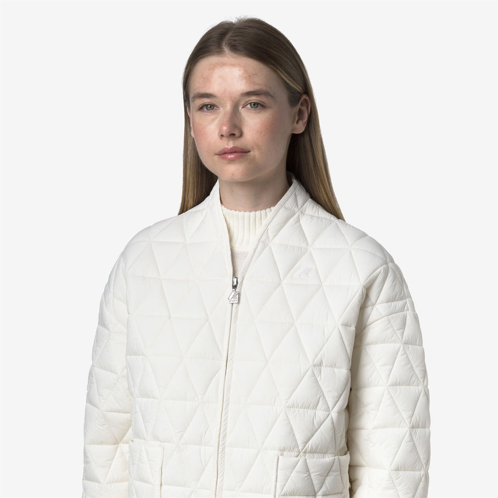 Chaqueta acolchada blanca de mujer con relleno ecológico 02