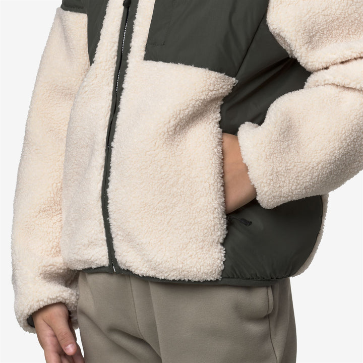 Felpa con cappuccio in pile verde nerastro per bambini con tasche e cerniera 2