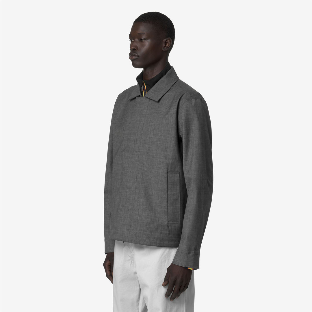 Chaqueta corta gris impermeable con chaleco desmontable para hombre main