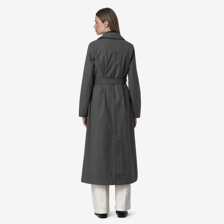 Abrigo largo gris de mujer con chaleco desmontable 7