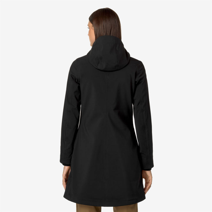 Chaqueta cálida negra y gris para mujer de 3/4 con corte ajustado 3