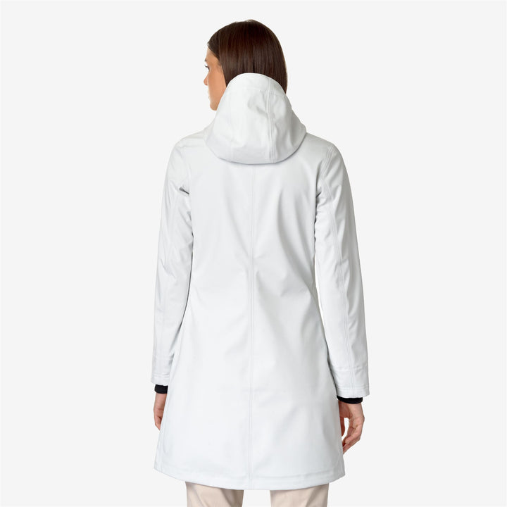 Chaqueta cálida de mujer gris azul de 3/4 con corte ajustado 3
