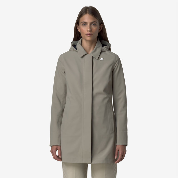 Chaqueta impermeable tipo gabardina de 3/4 para mujer de Green Oak 1