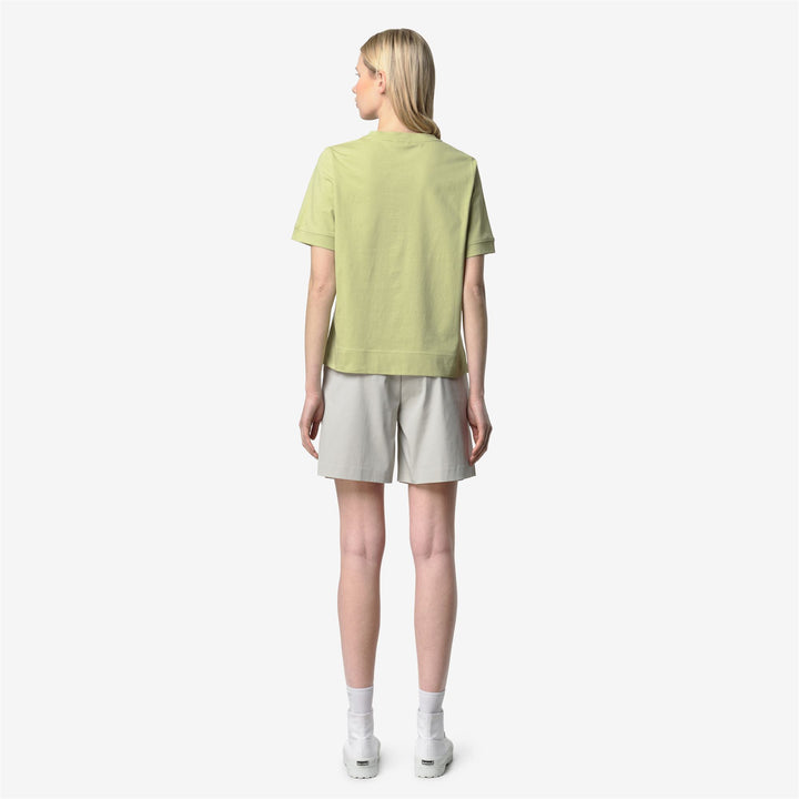 T-shirt da donna con scollo a V in morbido jersey di cotone verde lime scuro 5