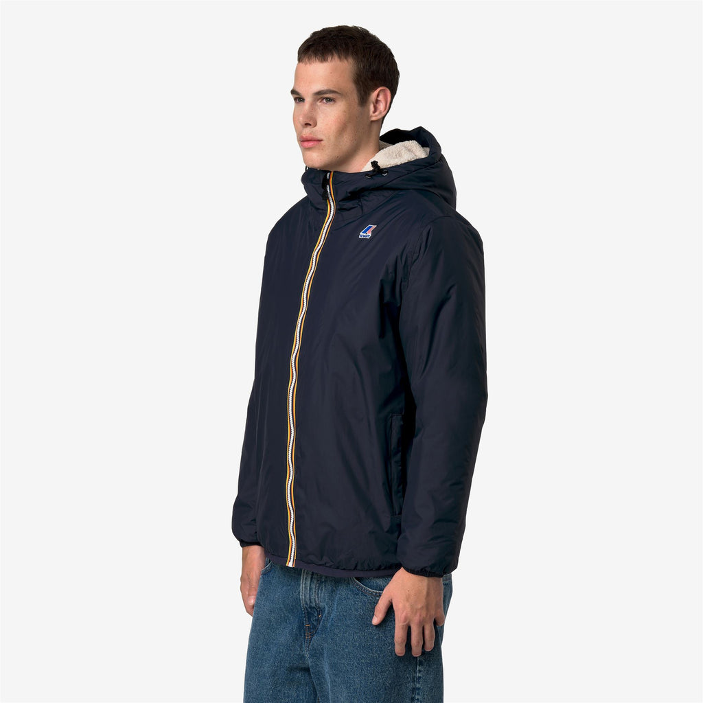 Jackets_UNISEX_LE VRAI 4.0 CLAUDE ORSETTO_Mid_Blue Depth - Commercial 4
