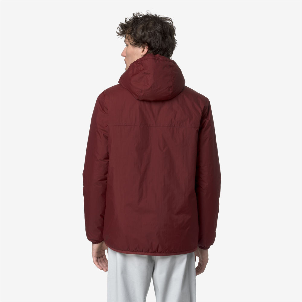 Chaqueta impermeable unisex roja de entretiempo con aislamiento sintético 02
