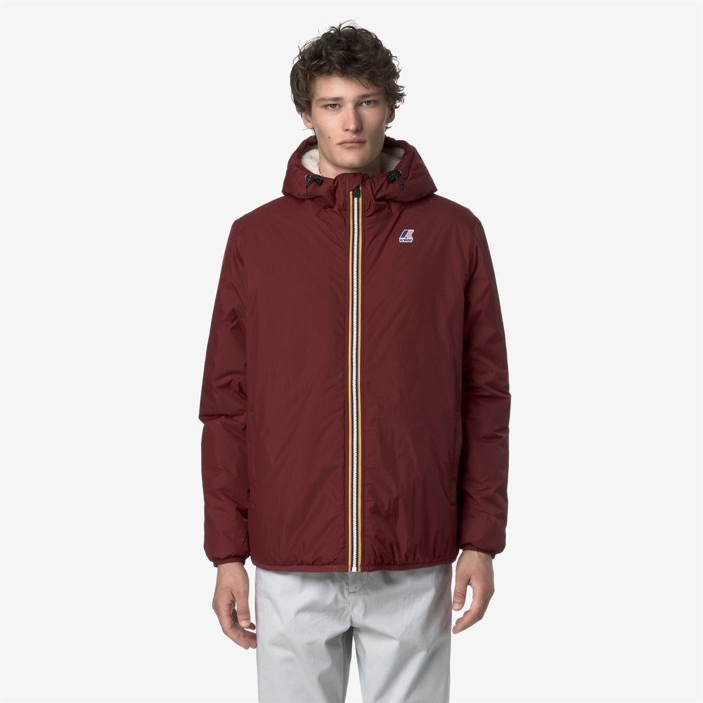 Chaqueta impermeable unisex roja de entretiempo con aislamiento sintético 02