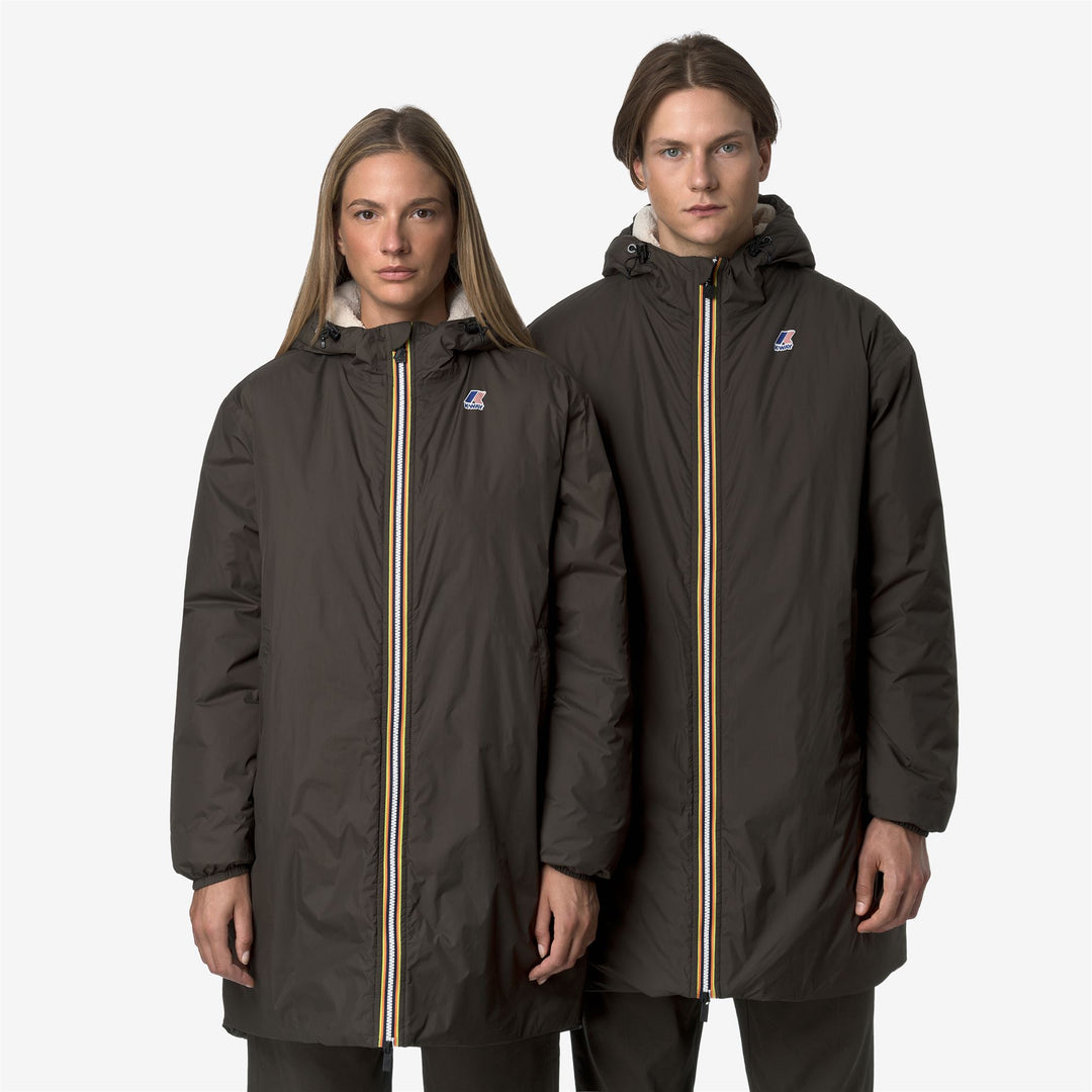 Chaqueta impermeable unisex de longitud 3/4 en color oliva negro main