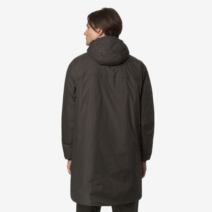 Chaqueta impermeable unisex de longitud 3/4 en color oliva negro 5