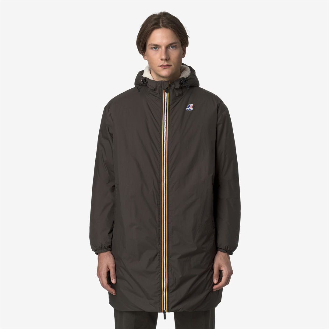 Chaqueta impermeable unisex de longitud 3/4 en color oliva negro 01