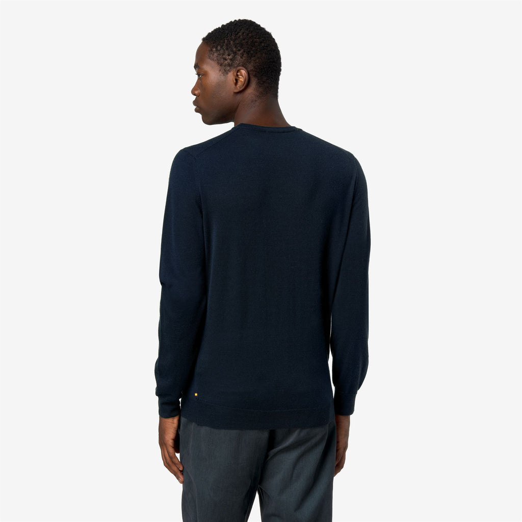 Knitwear_Man_SEBASTIEN WOOL SILK CASHMERE_Pull Over_Blue Depth - Commercial 6