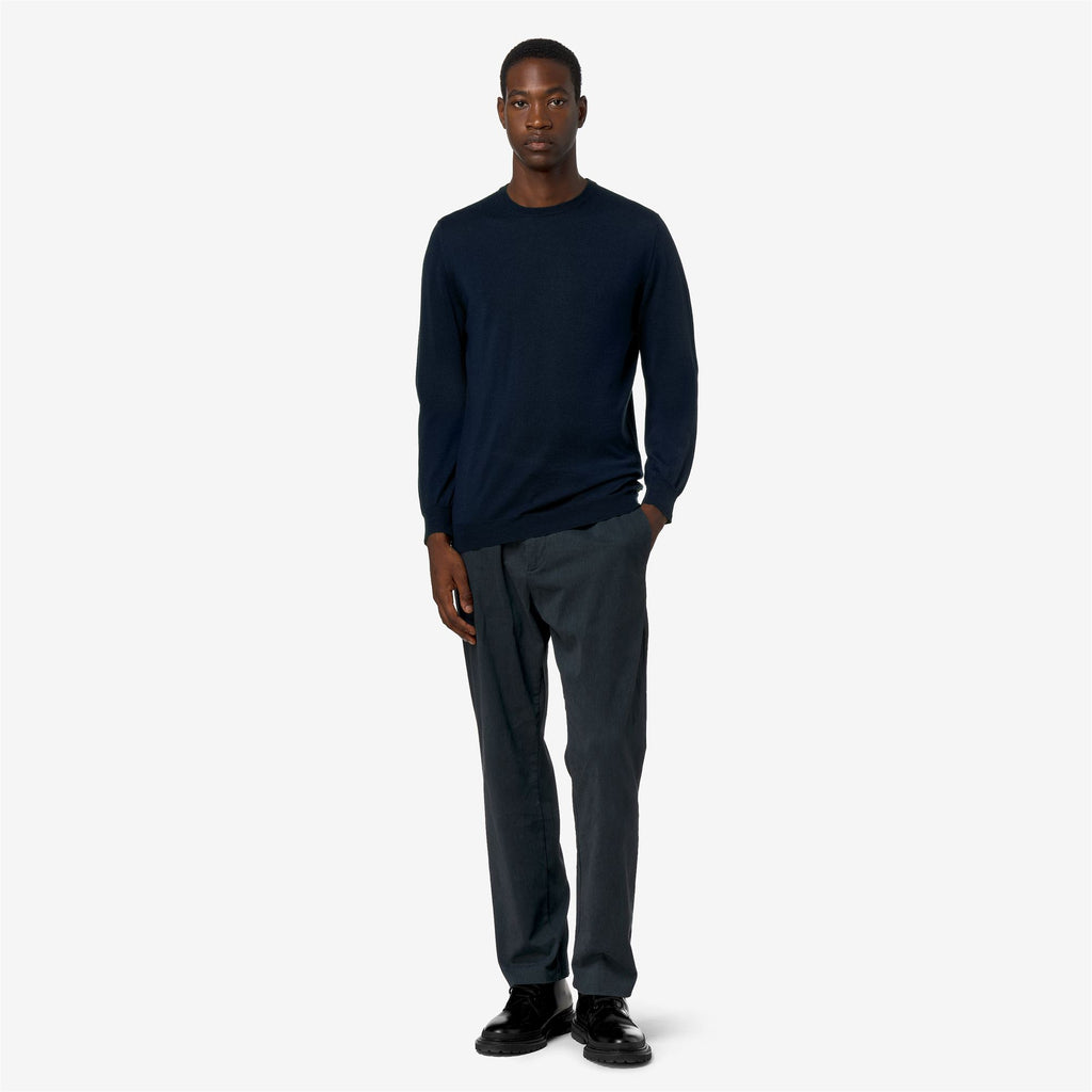 Knitwear_Man_SEBASTIEN WOOL SILK CASHMERE_Pull Over_Blue Depth - Commercial 7