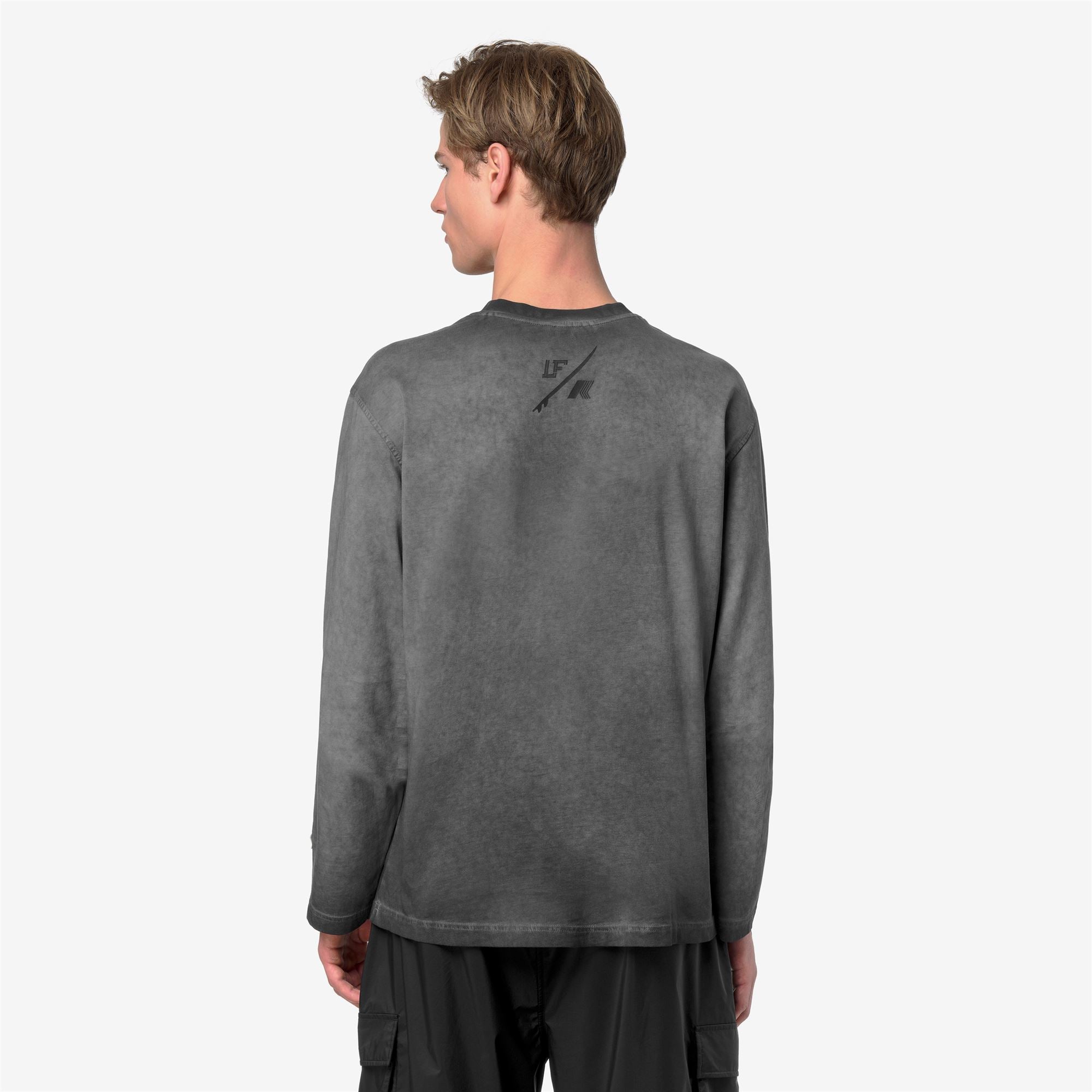 T-Shirts & Top_Man_NARDO LF_T-Shirt_Black Pure - Commercial 6