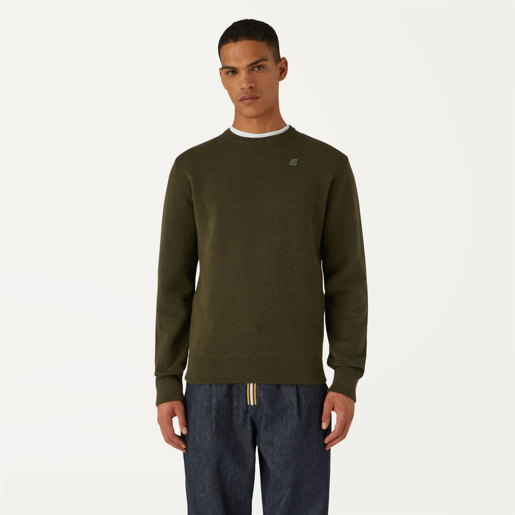 Knitwear_Man_SEBASTIEN EASY CARE_Pull Over_GREEN BLACKISH - Commercial 4