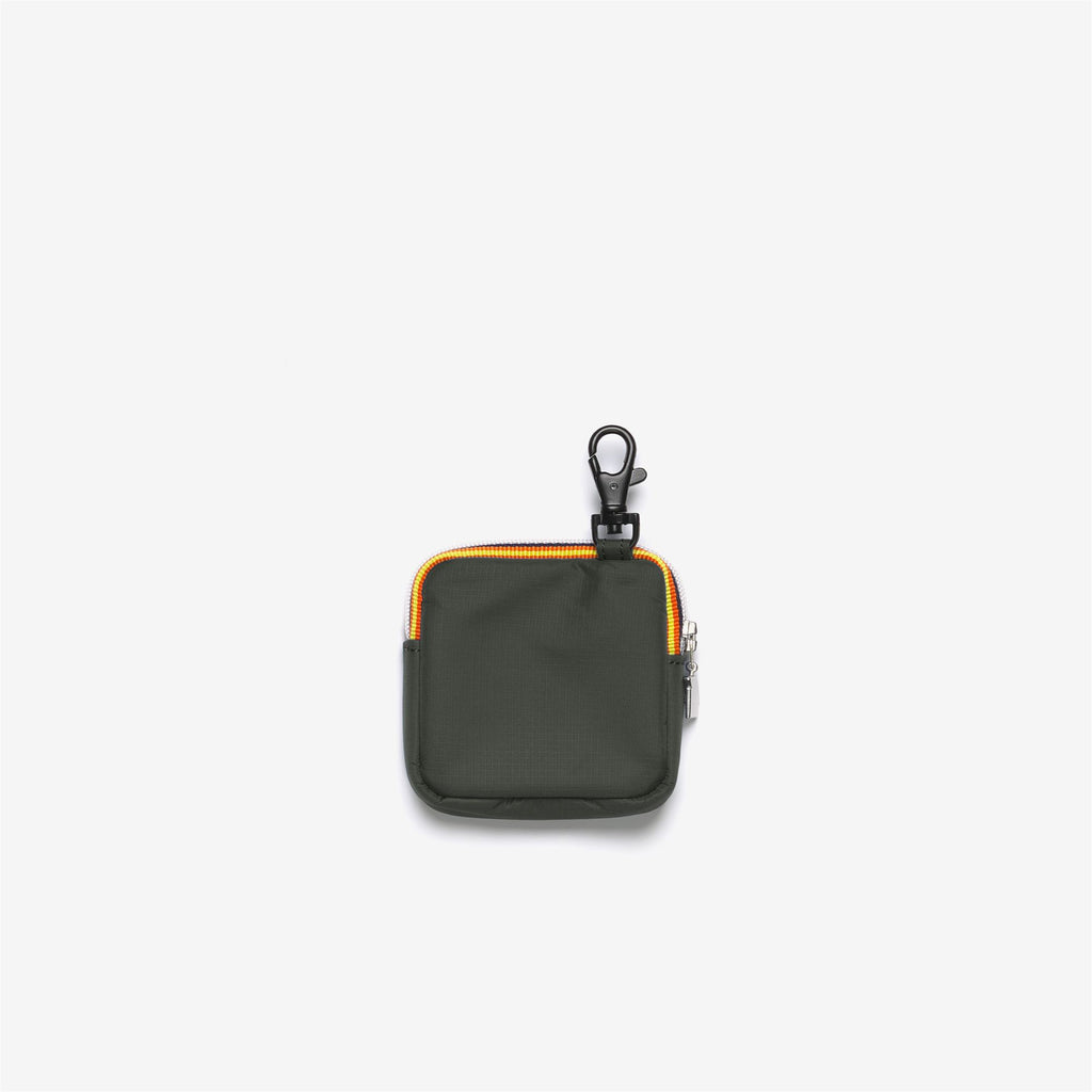 Small Accessories_UNISEX_EMEE_Headphones_GREEN BLACKISH - Commercial 2