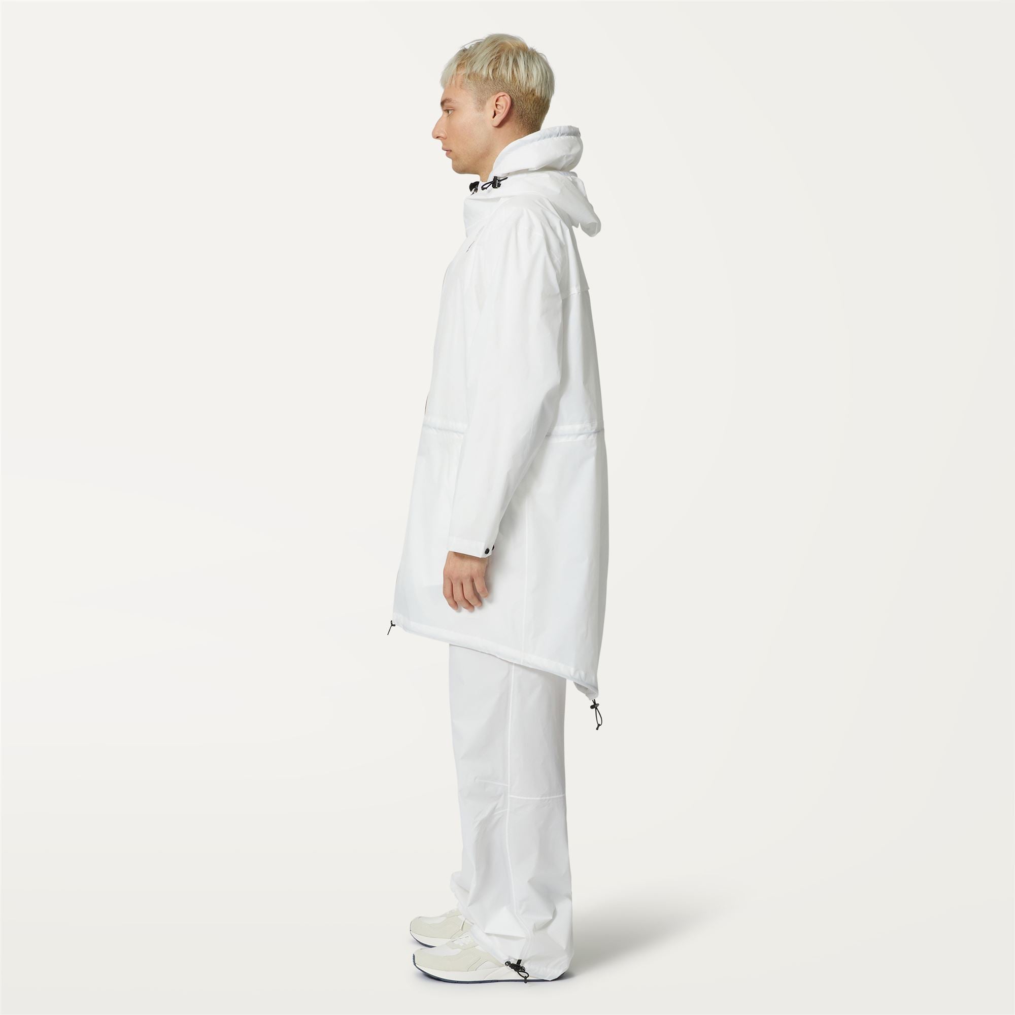 Jackets_UNISEX_LE VRAI 3.0 ELYSEES_3/4 Length_White - Commercial 5