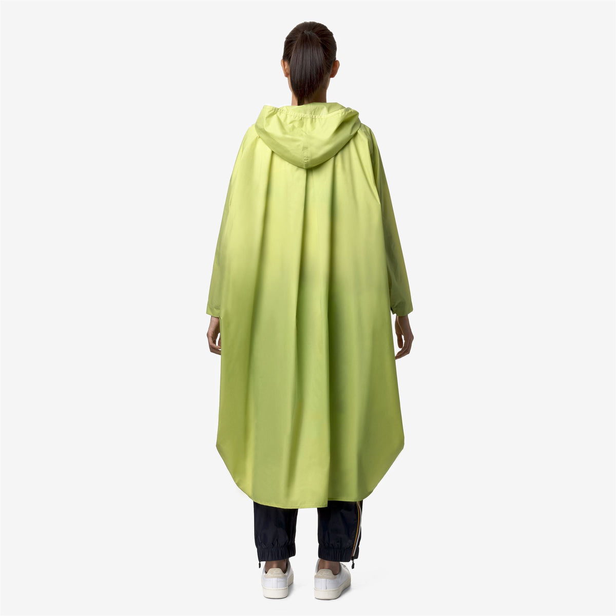 Jackets_Unisex_LE VRAI 3.0 RENNES_Poncho_Green Celery - Commercial 6