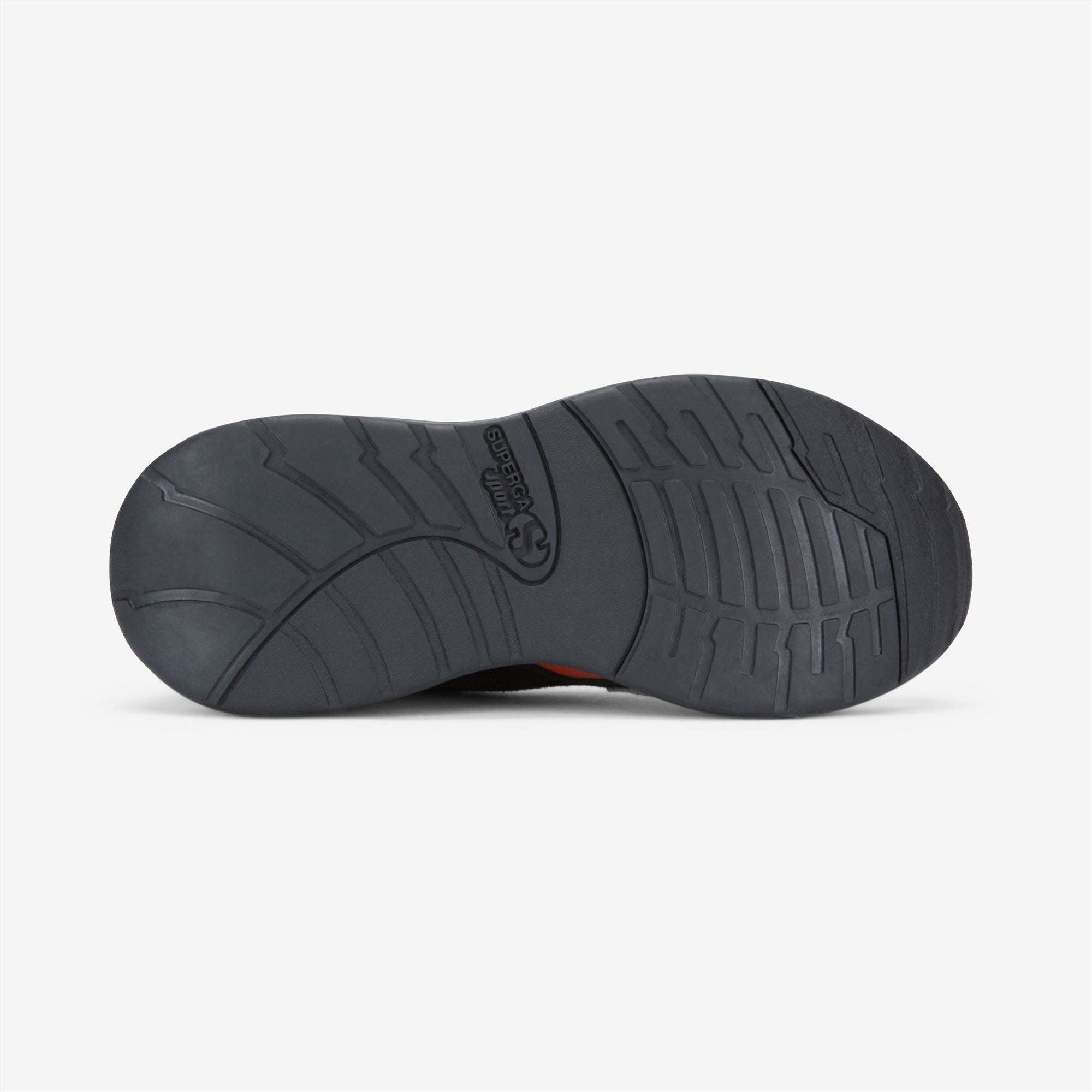 Sport Shoes_Unisex_TRAINING 3.0 LACES_Low Cut_Orange - Black - Mid Grey - Commercial 3