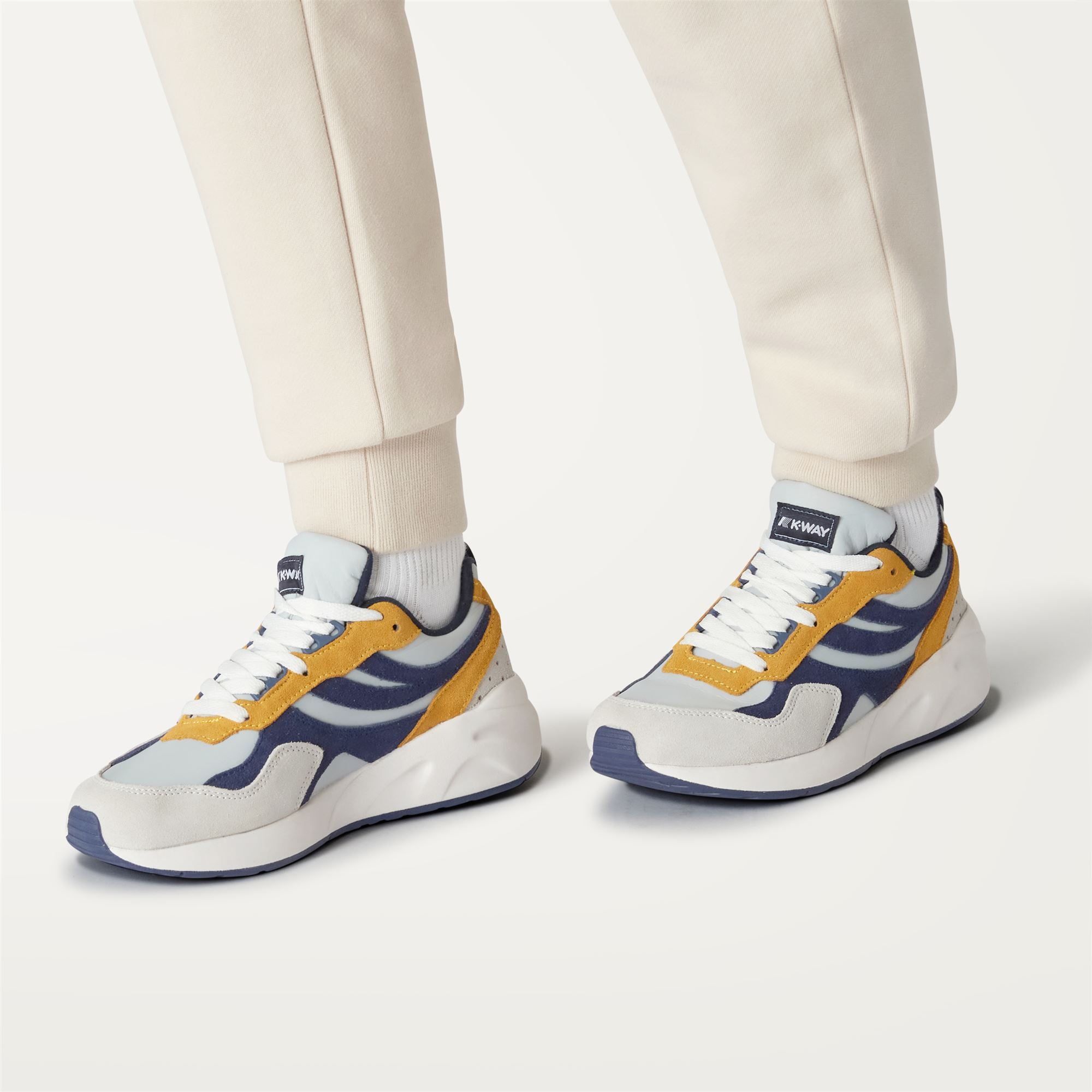 Sport Shoes_Unisex_TRAINING 3.0 LACES_Low Cut_Grey Lt - Blue Medieval - Yellow Sunflower - Commercial 7