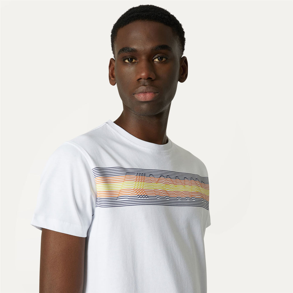 T-Shirts & Top_MAN_ACEL_T-Shirt_White - Commercial 7