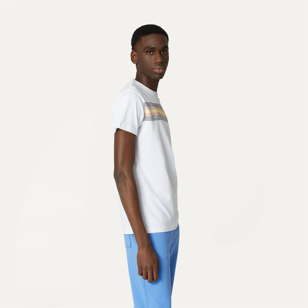 T-Shirts & Top_MAN_ACEL_T-Shirt_White - Commercial 5