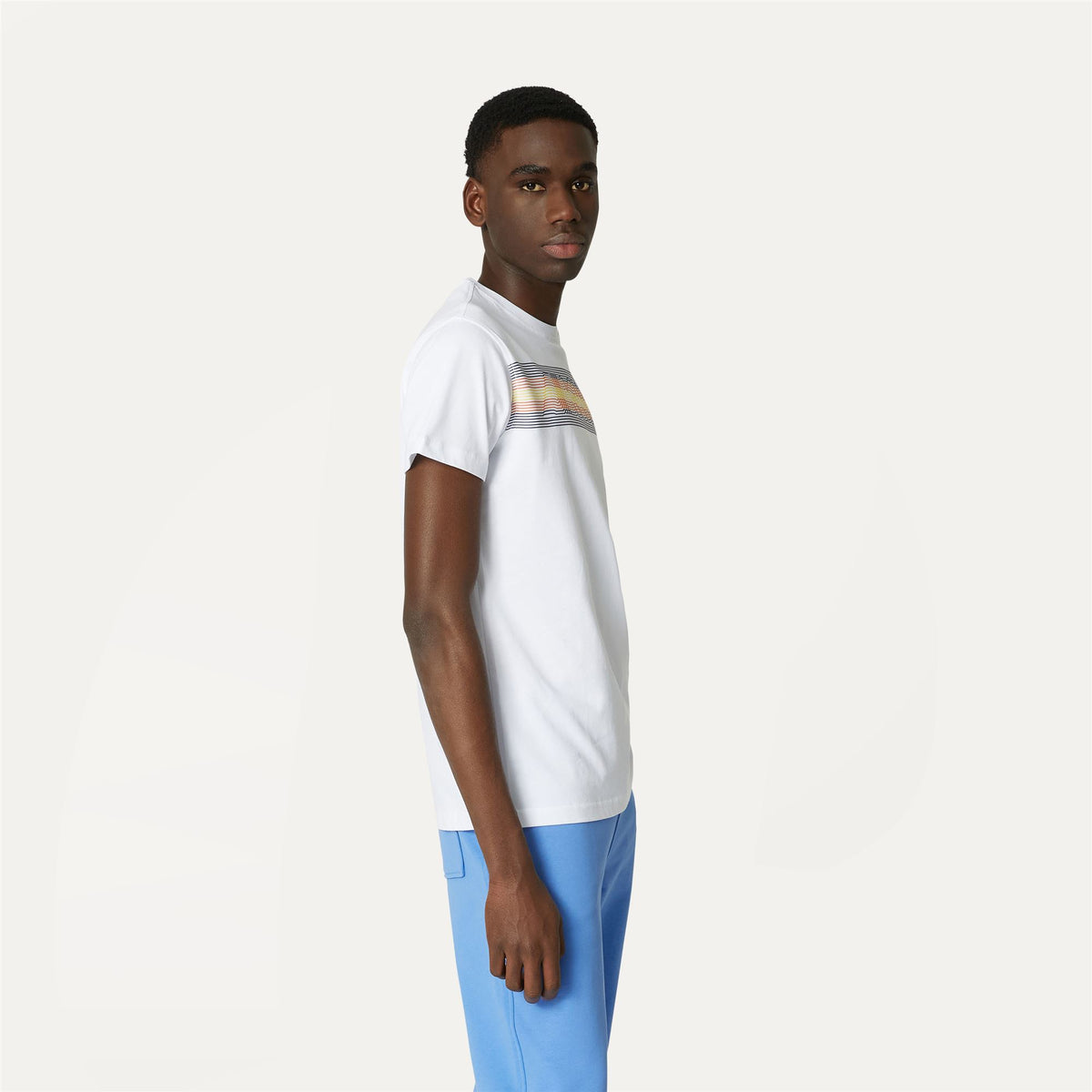 T-Shirts & Top_MAN_ACEL_T-Shirt_White - Commercial 5