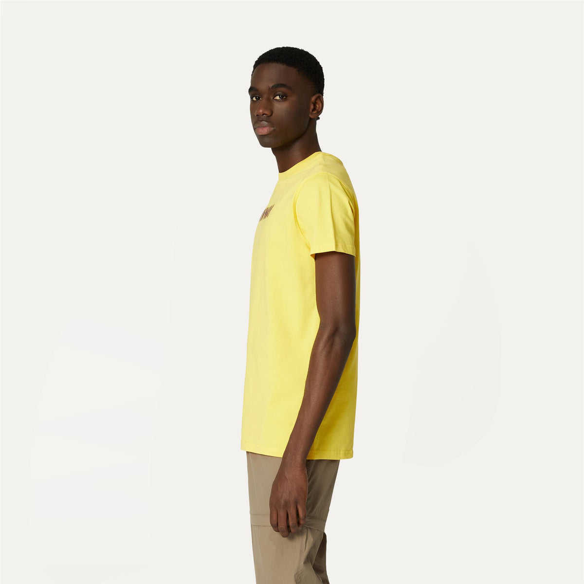 T-Shirts & Top_MAN_ELLIOT 3D STRIPES LOGO_T-Shirt_Yellow Sunstruck - Commercial 5