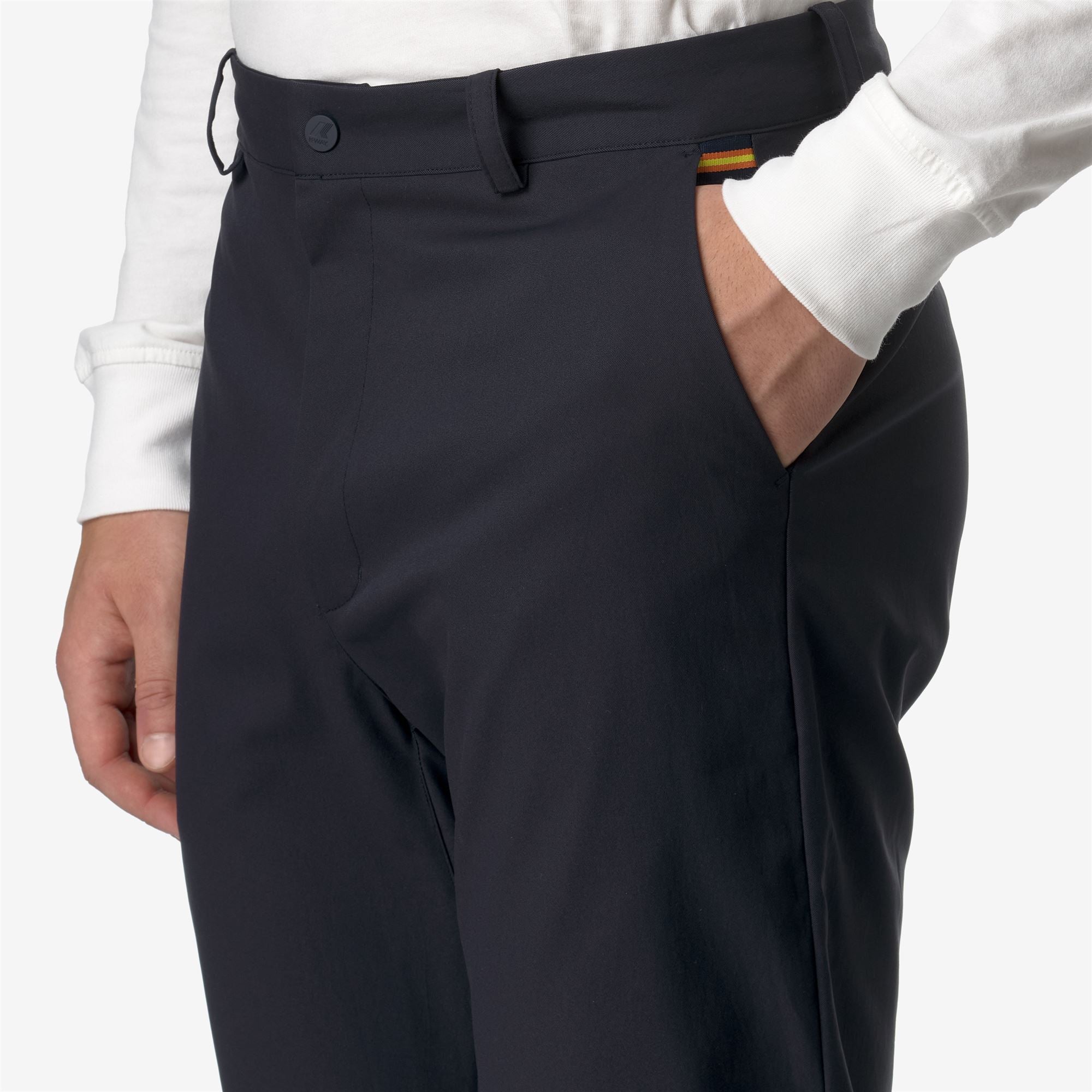 Pants_UNISEX_ELIA TWILL PEACH_Chino_Blue Depth - Commercial 7