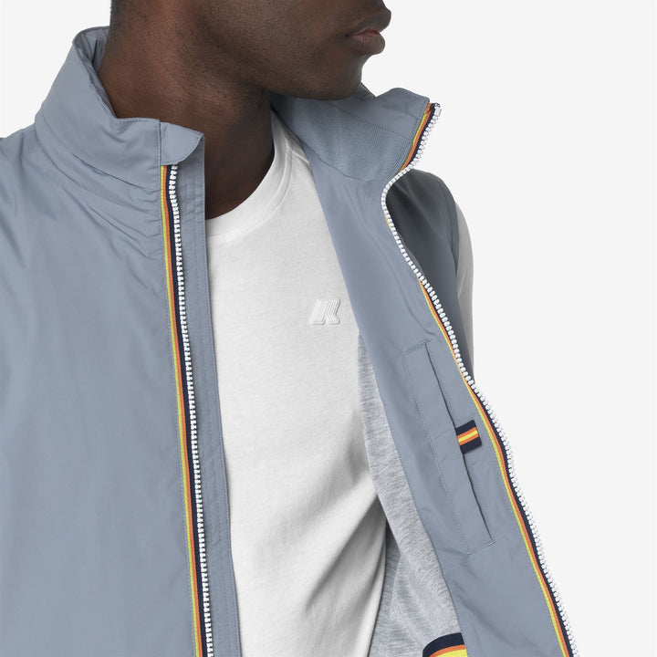 Chaleco de nylon resistente al clima gris azul para hombre con dobladillo ajustable 2