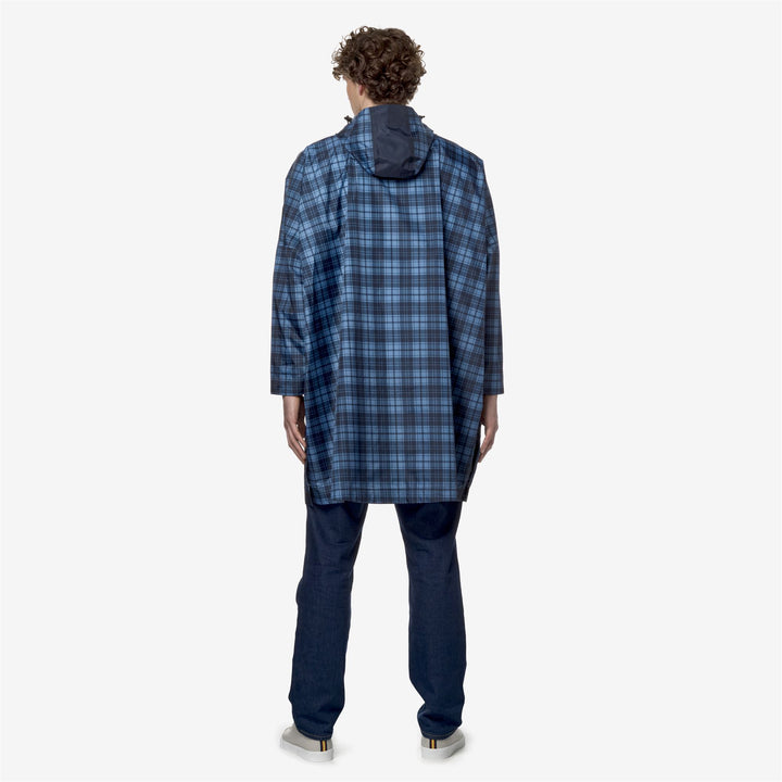Jackets Unisex LE VRAI 3.0 TERENCE GRAP MK PONCHO CHECK BLUE Dressed Front Double		