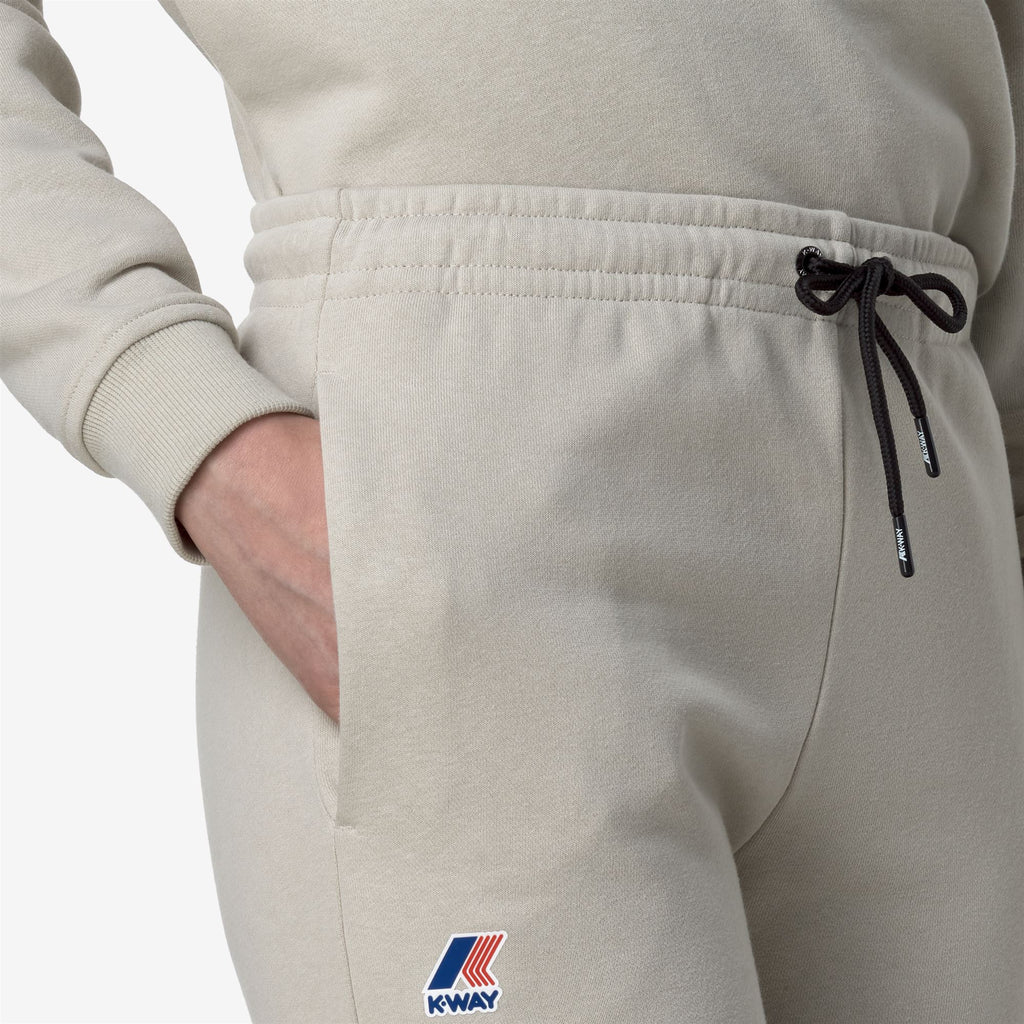 Pants_UNISEX_LE VRAI BISHOP POLY COTTON_Sport Trousers_BEIGE LT - Commercial 7