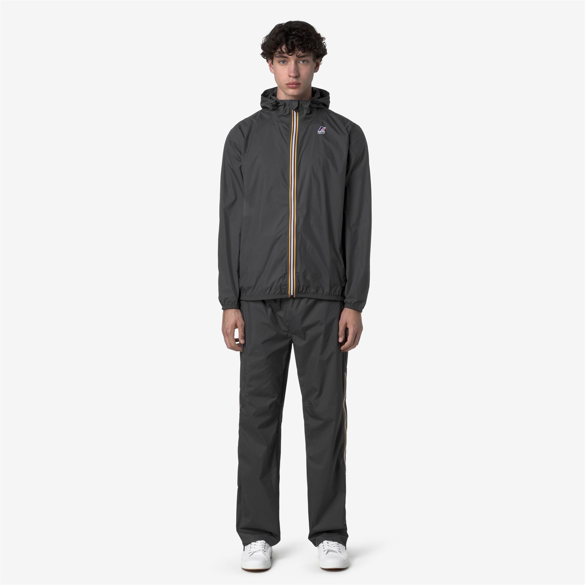Pants_UNISEX_LE VRAI 4.0 ETHAN_Sport Trousers_Grey Shadow Dk - Commercial 4