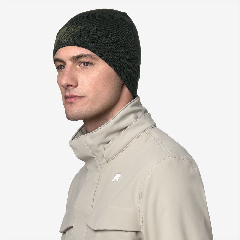 Green unisex knit beanie with double-turn up hem 02