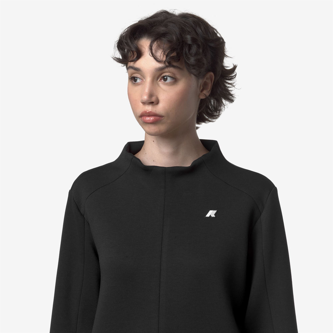 Sudadera deportiva de polar negra para mujer main