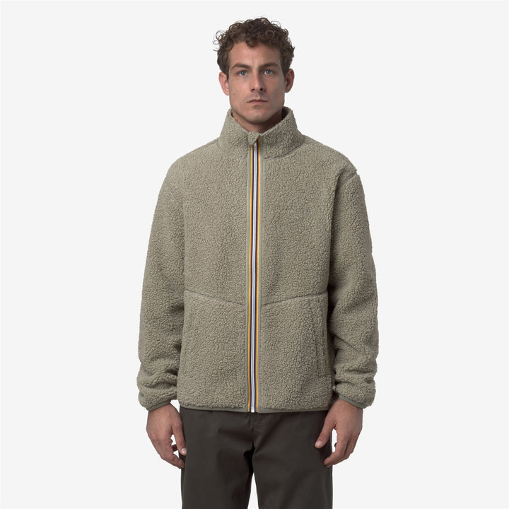 Chaqueta polar reversible verde para hombre con sherpa y forro polar 4