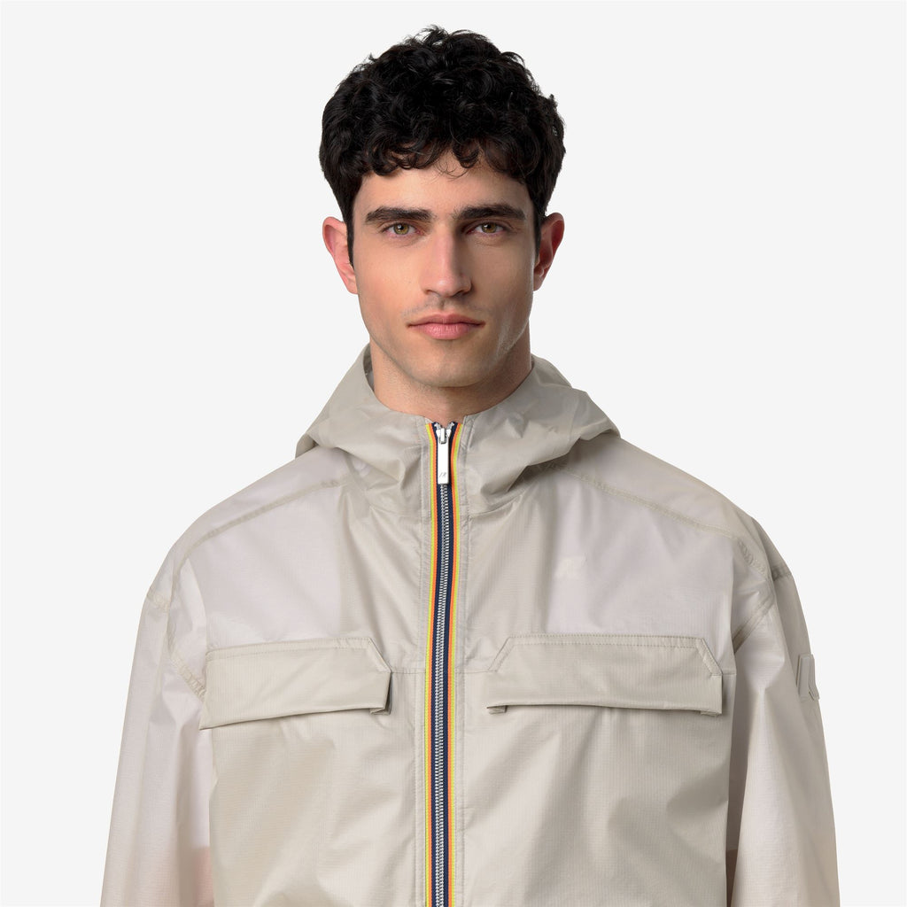 Jackets_Man_CLAD EXTRA LIGHT 3L_Short_BEIGE LT - Commercial 7