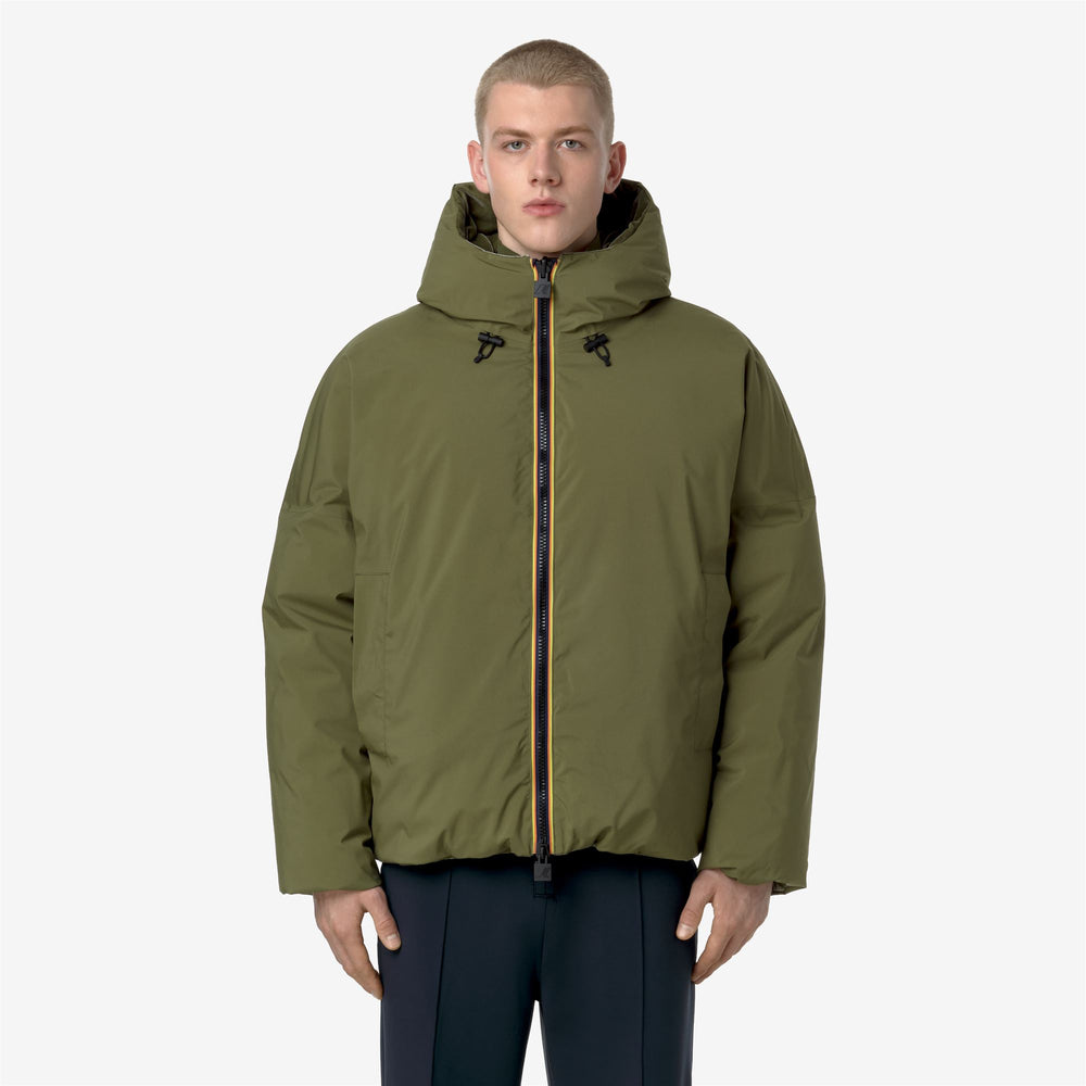 Chaqueta corta de terciopelo reversible amarilla y verde para hombre con acolchado de plumas 02