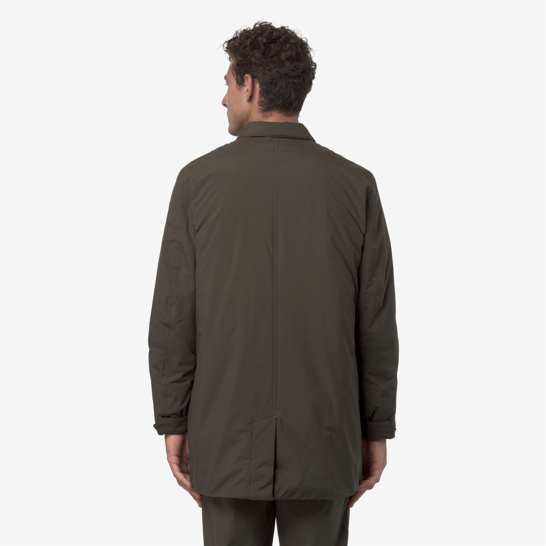 Chaqueta impermeable de media altura para hombre en color oliva negro con acolchado PrimaLoft main