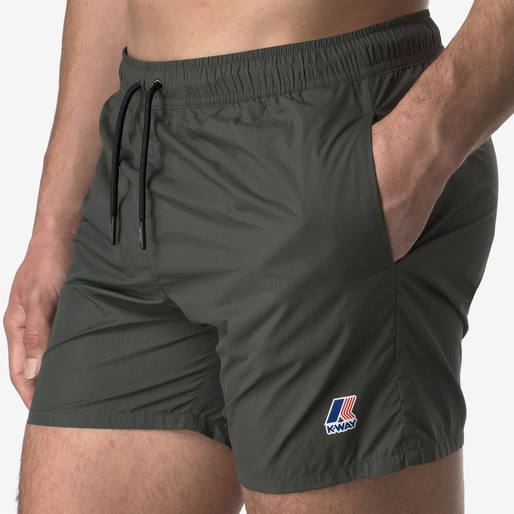 Black Green Men's Packable Swimming Trunks for Beach and Pool 02