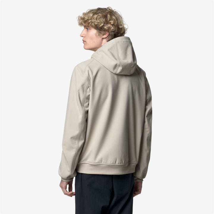 Chaqueta corta casual beige con capucha para hombre 5