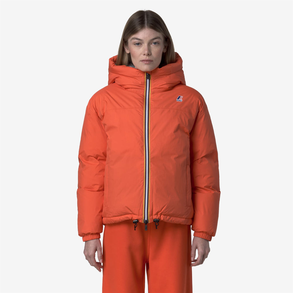 Jackets_WOMAN_LE VRAI 4.0 ALBINE HEAVY WARM_Short_Orange Fiesta - Commercial 3