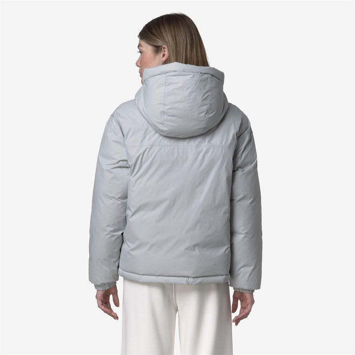 Chaqueta corta de plumón gris para mujer para clima frío 5