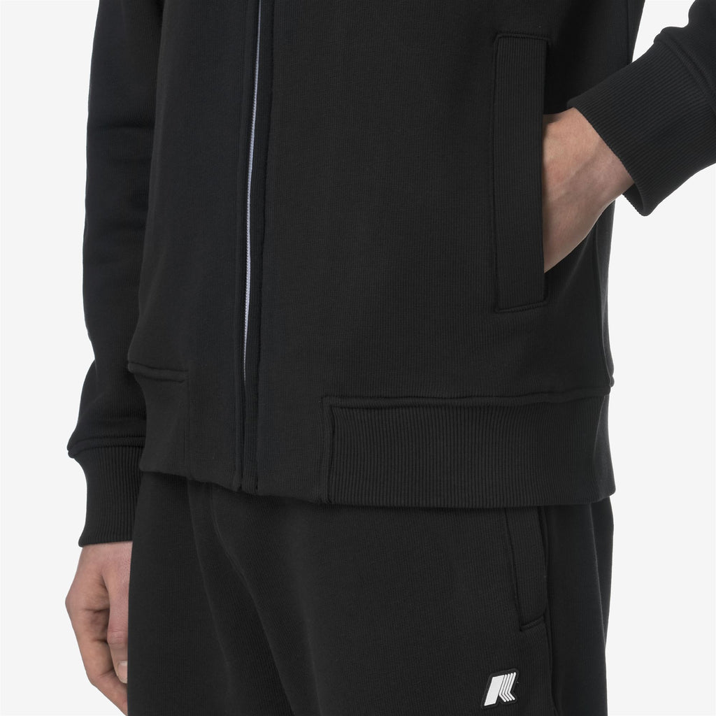 Fleece_MAN_FINN FRENCH TERRY_Jacket_Black Pure - Commercial 7