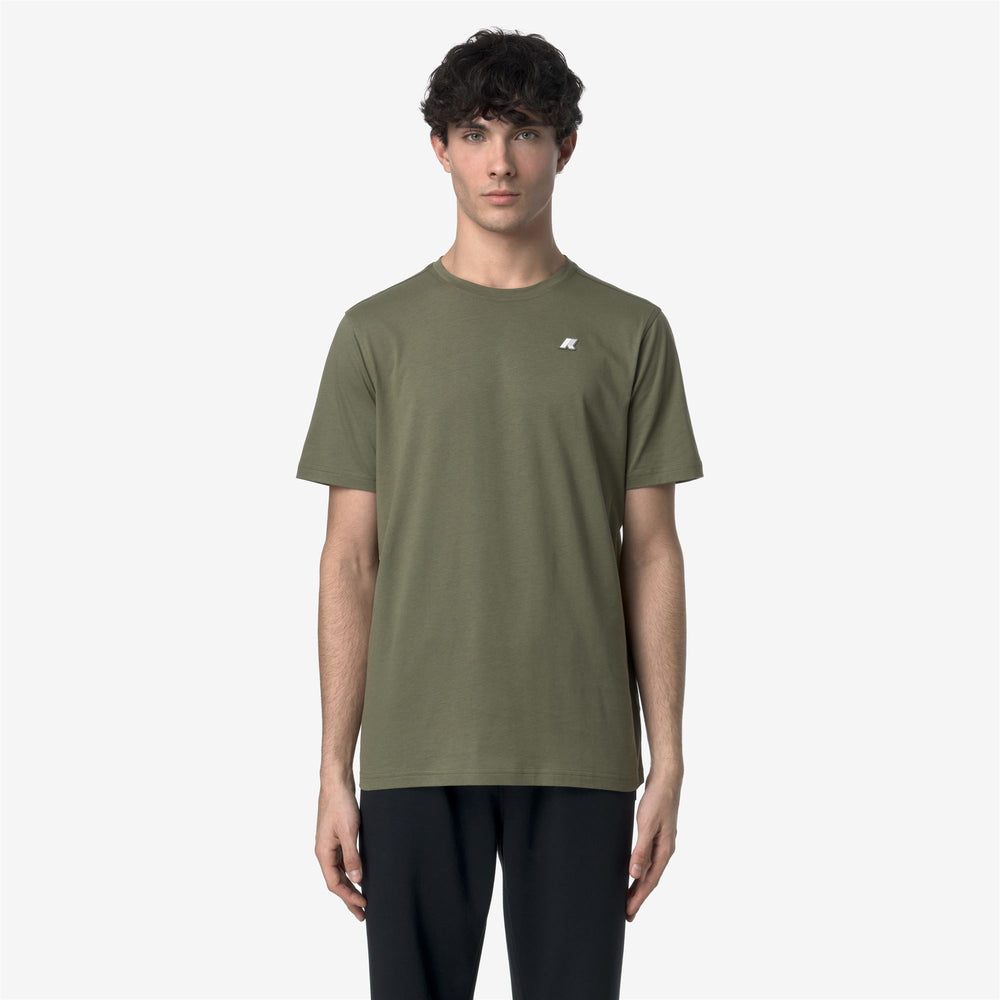 Pack de tres camisetas ajustadas para hombre en azul y verde 02