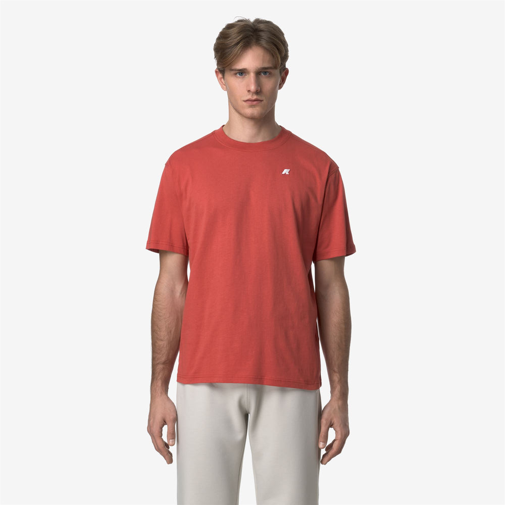 Camiseta de algodón casual marrón rojo para hombre para uso diario 02