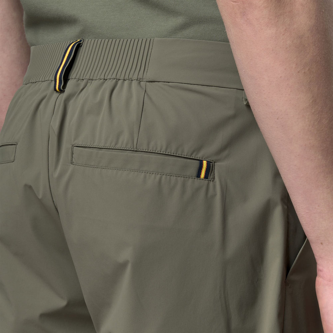 ILTON LIGHT TECH PL - Shorts - Pantaloncini sportivi - Uomo - GREEN LICHEN main