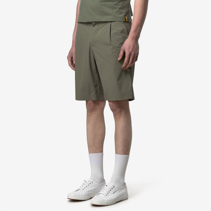 ILTON LIGHT TECH PL - Shorts - Pantaloncini sportivi - Uomo - GREEN LICHEN 4